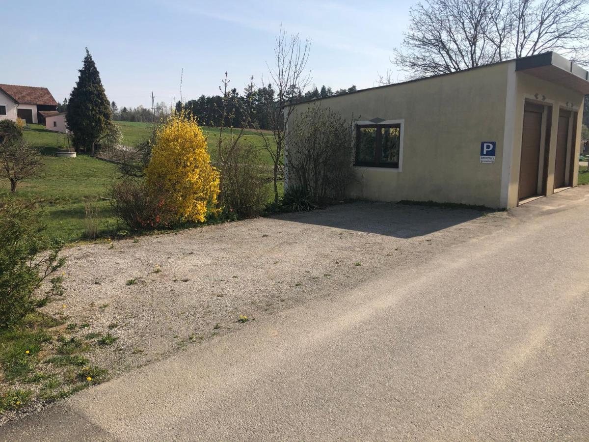 Amstetter'S Ferienwohnung Waldenstein  Exteriör bild