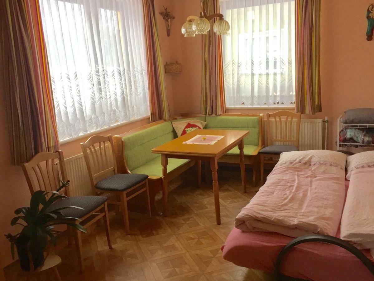 Amstetter'S Ferienwohnung Waldenstein  Exteriör bild